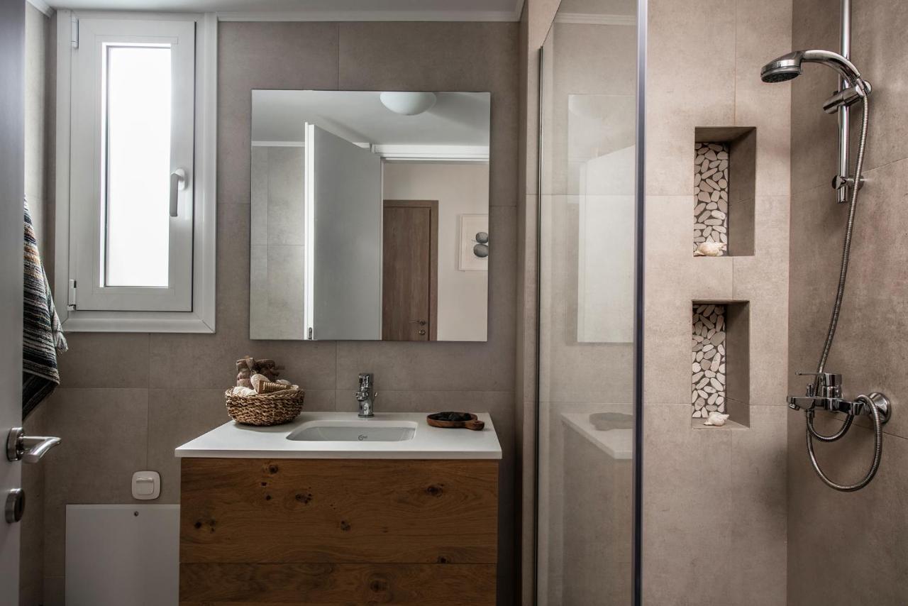 Khroma Luxury Suite 2 Beach Front Apartment Херсонісос Екстер'єр фото