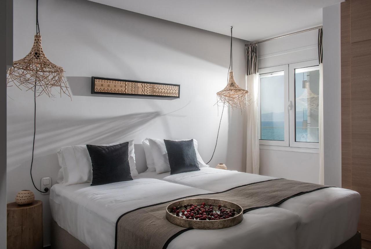 Khroma Luxury Suite 2 Beach Front Apartment Херсонісос Екстер'єр фото