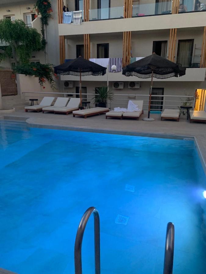 Khroma Luxury Suite 2 Beach Front Apartment Херсонісос Екстер'єр фото